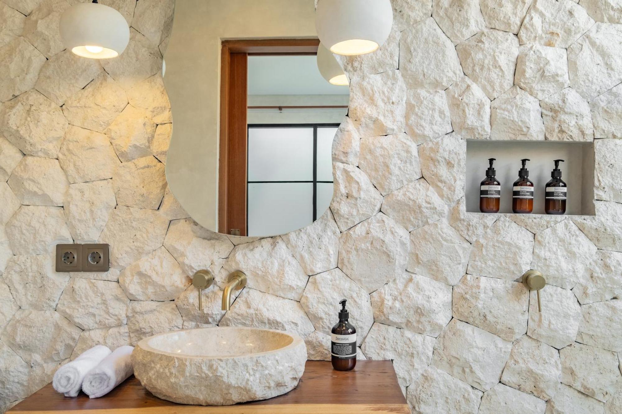 Alma Bingin Boutique Hotel Uluwatu Cameră foto